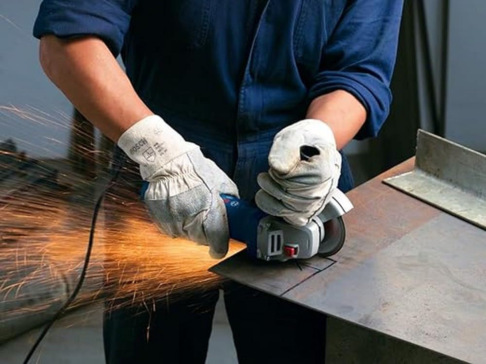 Winkelschleifer GWS 7-125, Ø Scheibe: 125 mm, Zusätzlicher Griff, Montageflansch, Klemmmutter, Kartonverpackung, 720 W, 230 V, Blau.