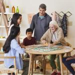 Monopoly Classic, Brettspiel für Familien und Kinder ab 8 Jahren