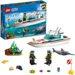 LEGO City,Yacht per Immersioni Subacquee, con Minifigure dei Sub, Creature Marine e Pescespada, Set per Bambini dai 5 Anni in su, 60221